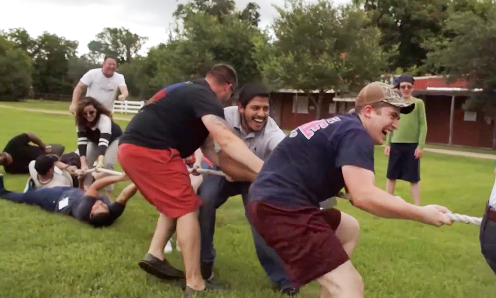 tug of war shot v1